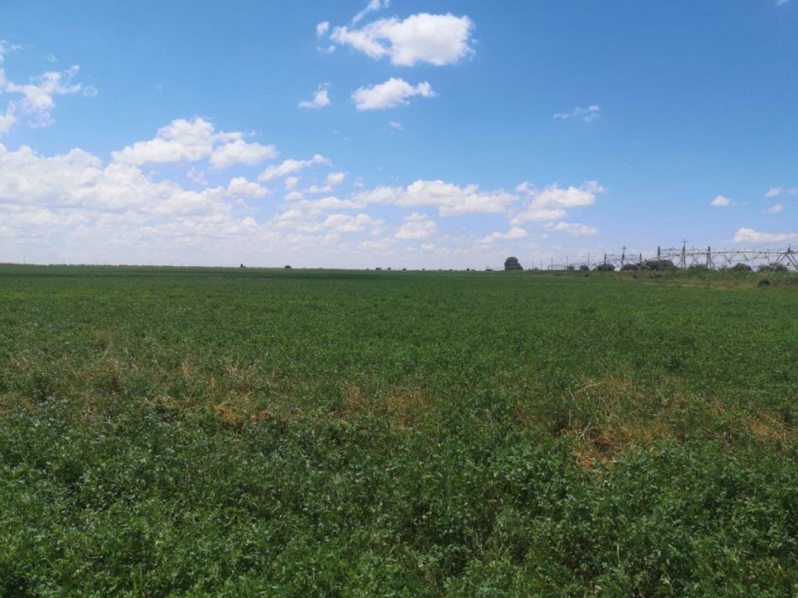 Commercial Property for Sale in Christiana North West